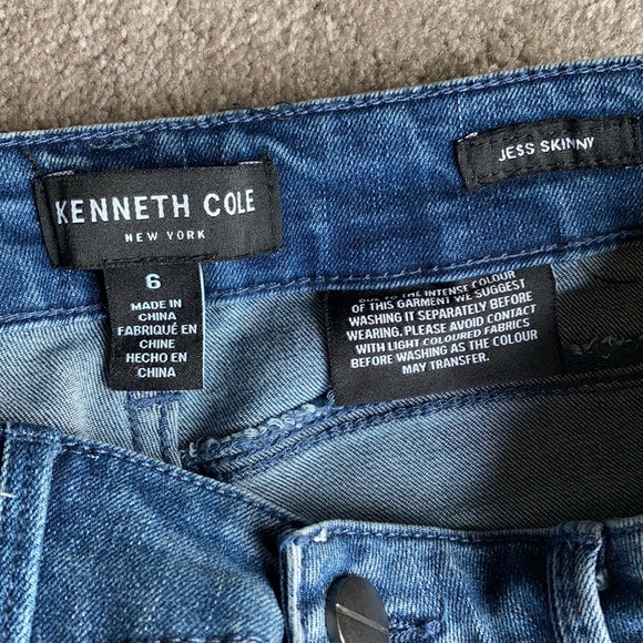 Kenneth Cole Jess Skinny jeans - Picture 4 of 5